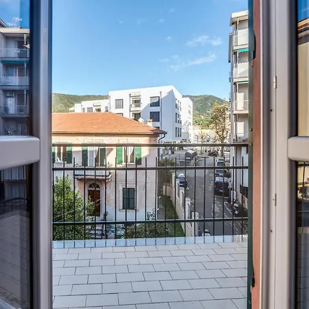 326 - Cinema's Fan House - Nel Centro Di A 200m Dal Mare Lägenhet