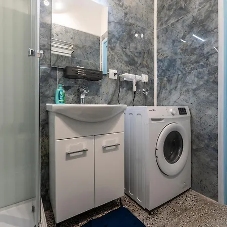 326 - Cinema's Fan House - Nel Centro Di A 200m Dal Mare Διαμέρισμα