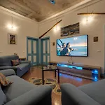 326 - Cinema's Fan House - Nel Centro Di A 200m Dal Mare Апартаменты *